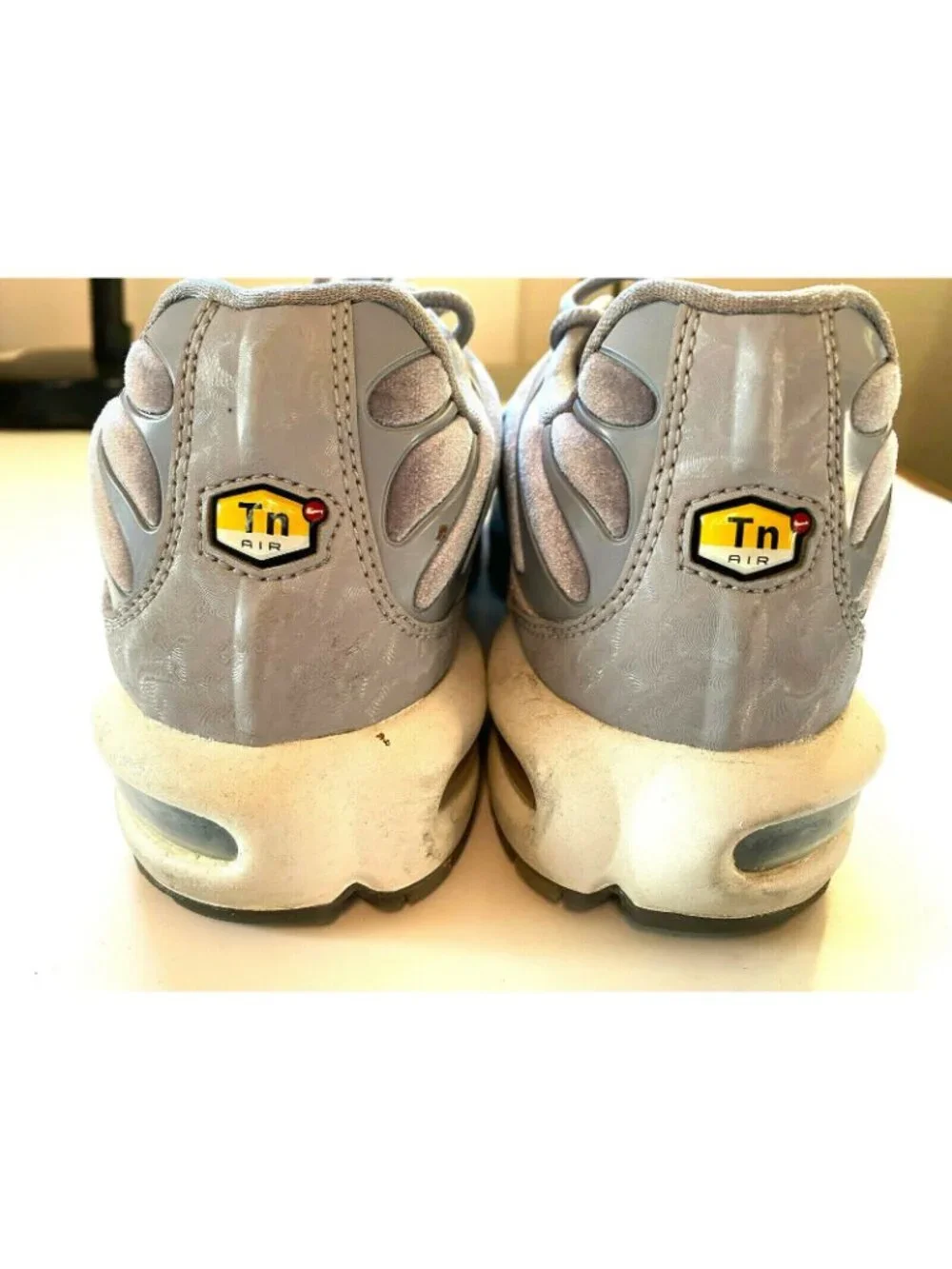 Nike Air Max Plus LX Gunsmoke Atmosphere Grey Shoes Women’s 7 AH6788-001